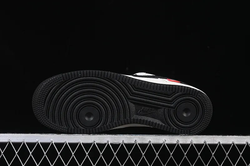 All categories Nk Air Force 1 Air Force series Nk Air Force 1 Low Air Force low top Nike Air Force 1'07 Low LV co-branded printed beige black and red Air Force 1 low-top casual sneakers MZ9588-812